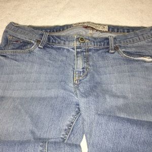 Women's hollister low rise jeans